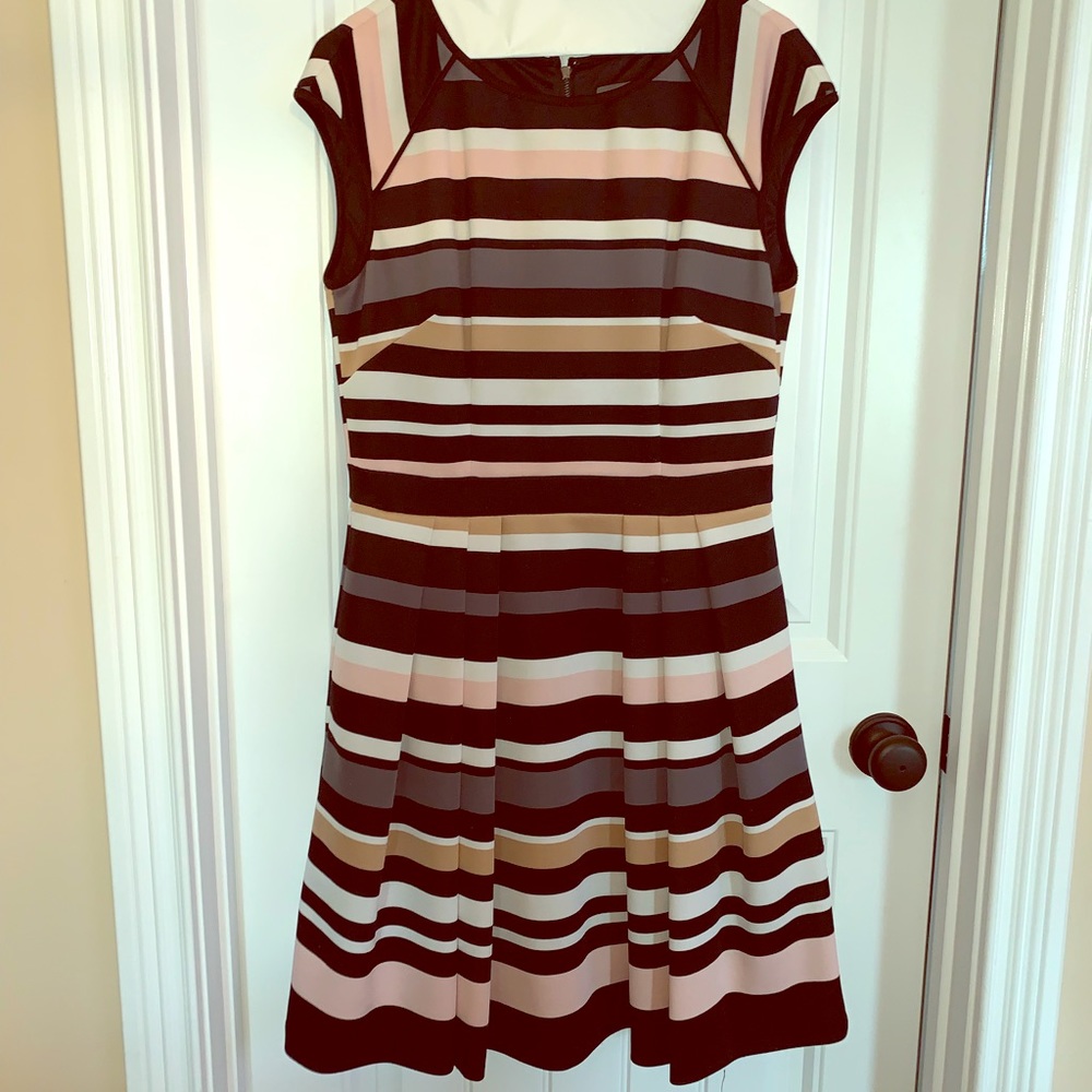 Vince Camuto Dress